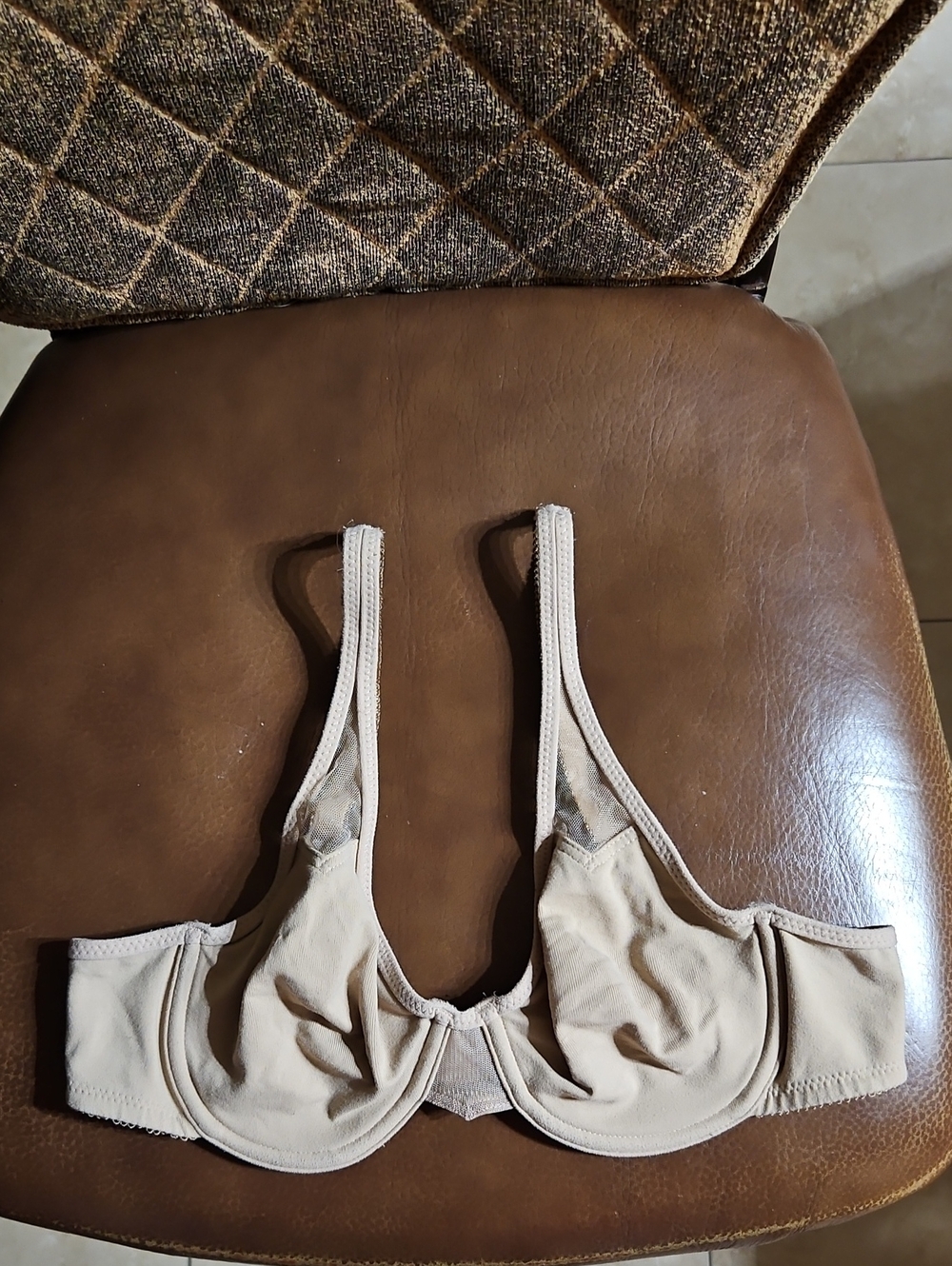 Wacoal Body By Wacoal Seamless Full Coverage T-Shirt Unlined Underwire Tan Bra